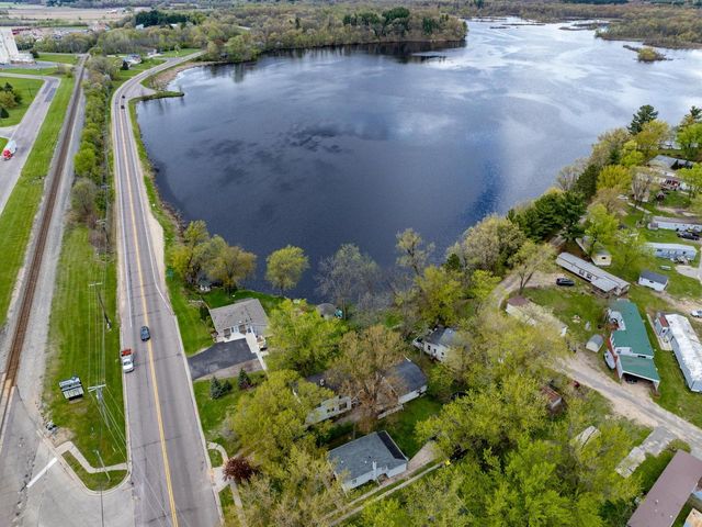 955 W State Street, Mauston, WI 53948