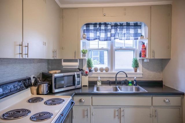 955 W State Street, Mauston, WI 53948