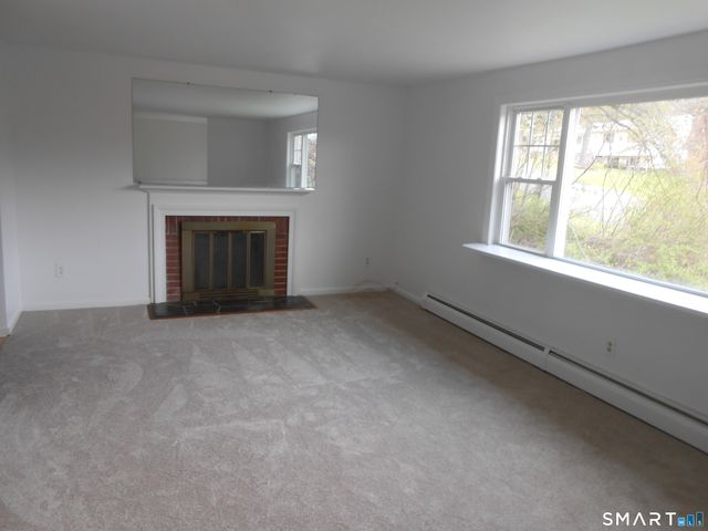 279 Wedgewood Drive, Naugatuck, CT 06770