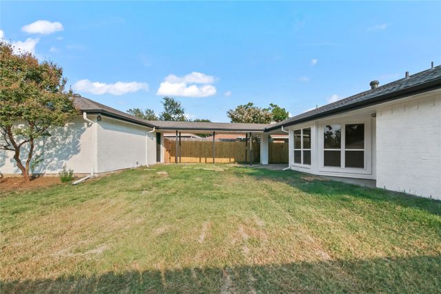 2103 Stein Way, Carrollton, TX 75007