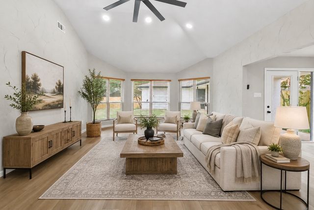 2103 Stein Way, Carrollton, TX 75007