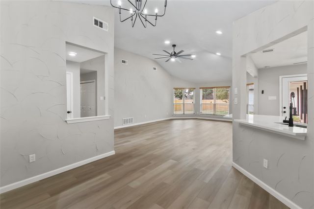 2103 Stein Way, Carrollton, TX 75007