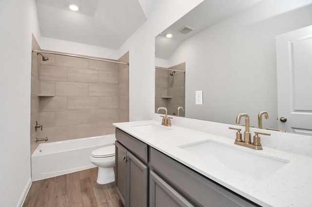 5623 Birchwood Glen Drive, Katy, TX 77493
