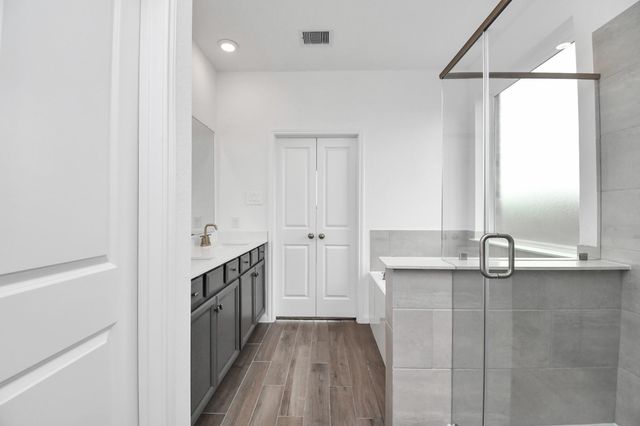 5623 Birchwood Glen Drive, Katy, TX 77493