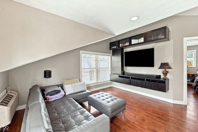2008 N College Avenue, Indianapolis, IN 46202
