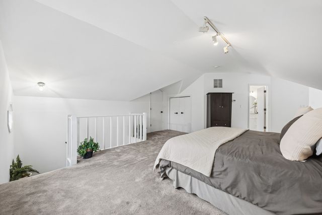 1923 Hillside Lane, Lisle, IL 60532