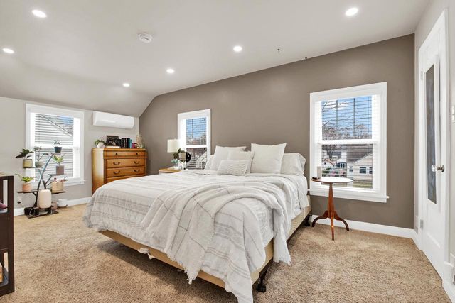 3329 S Taylor AVENUE, Milwaukee, WI 53207