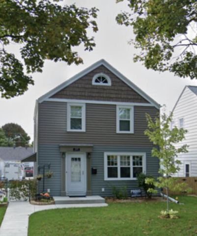 3329 S Taylor AVENUE, Milwaukee, WI 53207