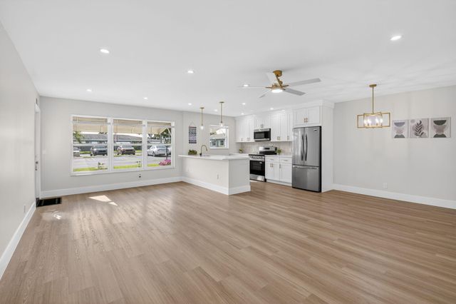 760 High Point Boulevard N C, Delray Beach, FL 33445