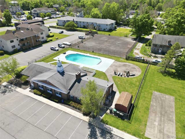21 Weathervane Drive 16, Washingtonville, NY 10992