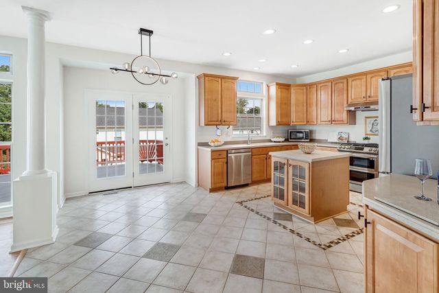 8008 TOWERING OAK WAY, Manassas, VA 20111