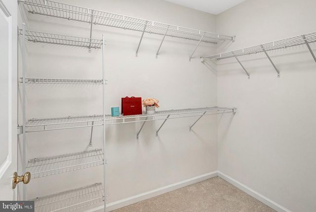 8008 TOWERING OAK WAY, Manassas, VA 20111