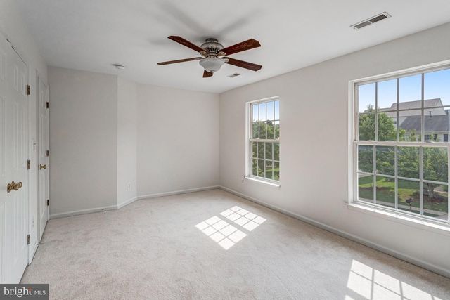 8008 TOWERING OAK WAY, Manassas, VA 20111