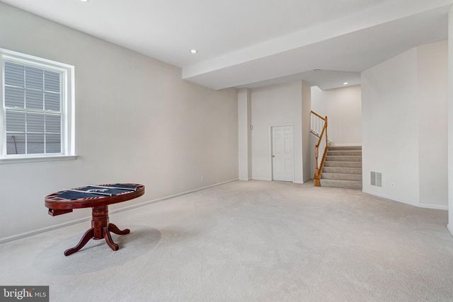 8008 TOWERING OAK WAY, Manassas, VA 20111