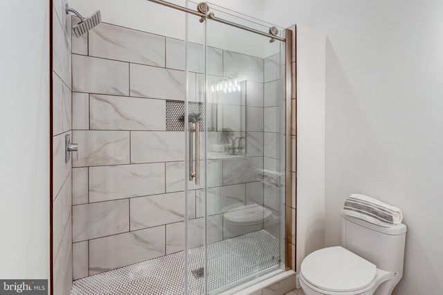 8008 TOWERING OAK WAY, Manassas, VA 20111