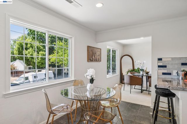 520 Abbie St, Pleasanton, CA 94566