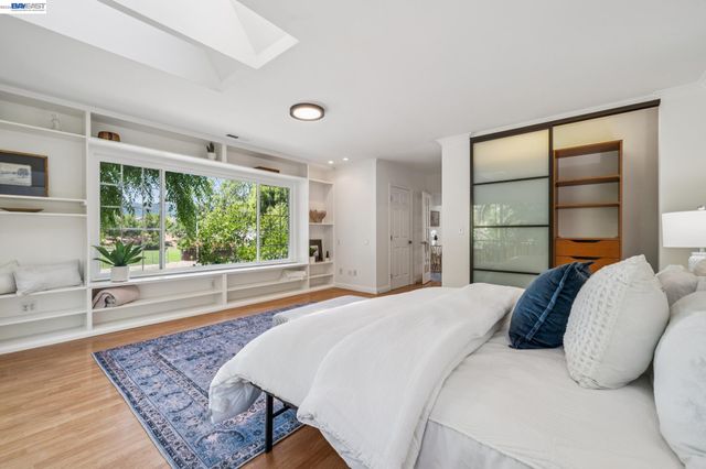 520 Abbie St, Pleasanton, CA 94566