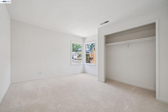 520 Abbie St, Pleasanton, CA 94566