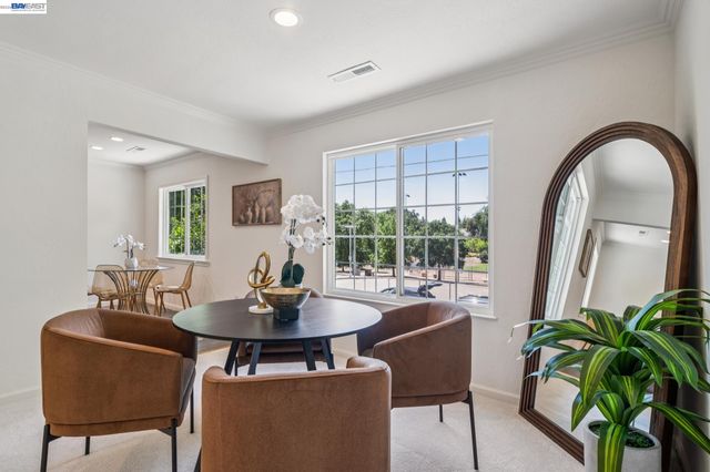 520 Abbie St, Pleasanton, CA 94566