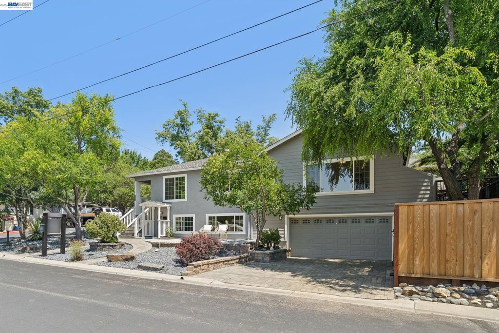 520 Abbie St, Pleasanton, CA 94566
