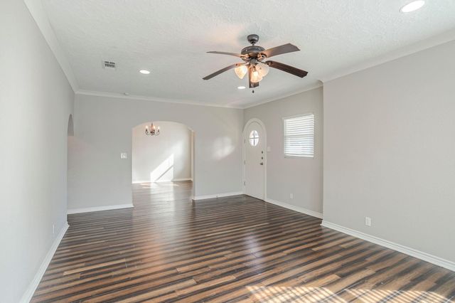 934 Lehman Street, Houston, TX 77018