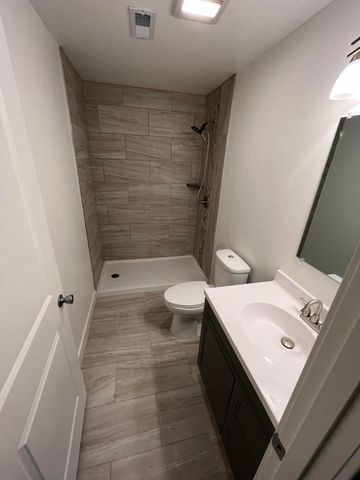 194 Devonwood Drive, Shelby Vlg, MI 49455