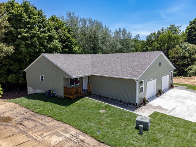 194 Devonwood Drive, Shelby Vlg, MI 49455