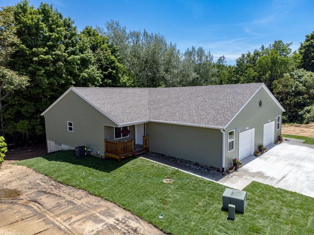 194 Devonwood Drive, Shelby Vlg, MI 49455