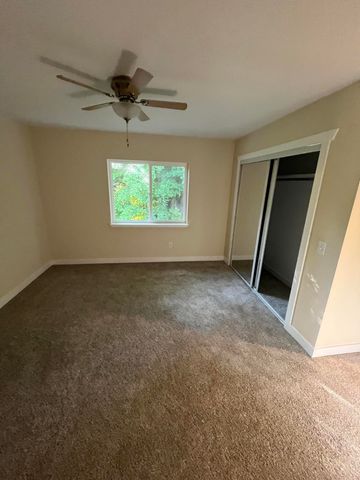 194 Devonwood Drive, Shelby Vlg, MI 49455