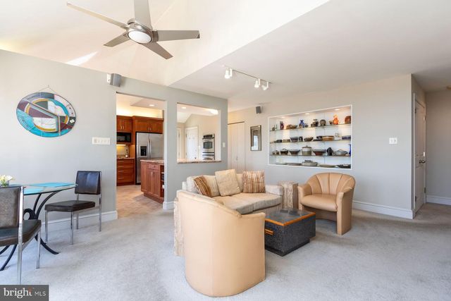 20 SOLEBURY MOUNTAIN RD, New Hope, PA 18938