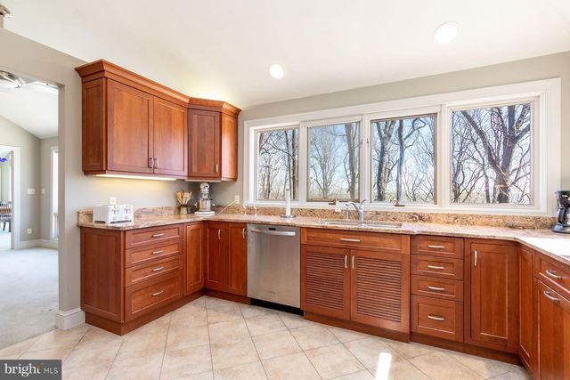 20 SOLEBURY MOUNTAIN RD, New Hope, PA 18938