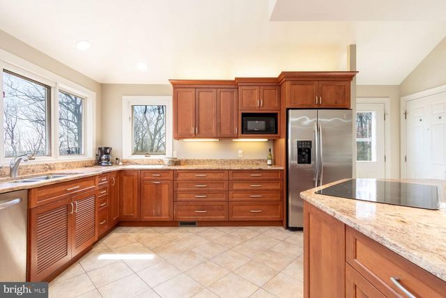 20 SOLEBURY MOUNTAIN RD, New Hope, PA 18938