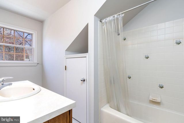 20 SOLEBURY MOUNTAIN RD, New Hope, PA 18938