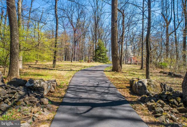 20 SOLEBURY MOUNTAIN RD, New Hope, PA 18938
