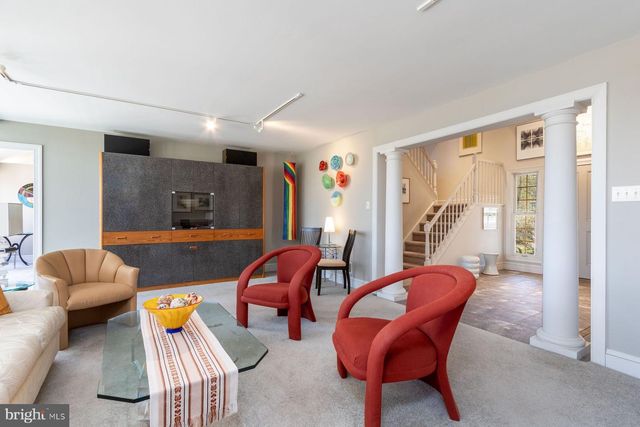 20 SOLEBURY MOUNTAIN RD, New Hope, PA 18938