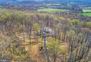 20 SOLEBURY MOUNTAIN RD, New Hope, PA 18938