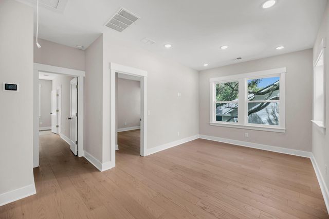 357 Glide Slope Street, Charleston, SC 29492