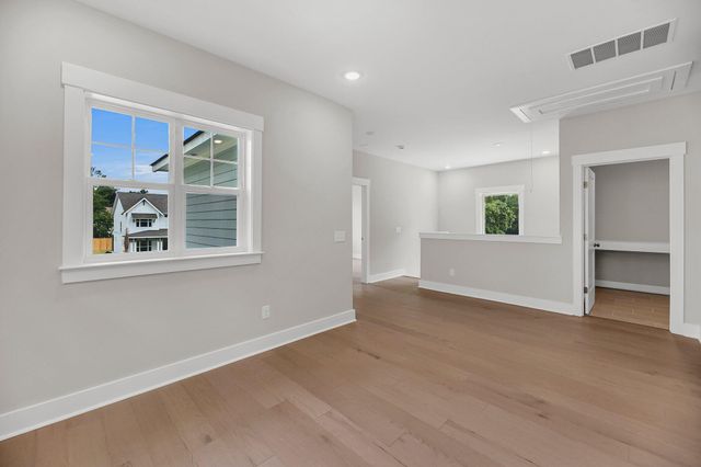 357 Glide Slope Street, Charleston, SC 29492