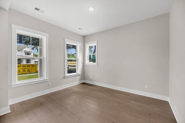 357 Glide Slope Street, Charleston, SC 29492