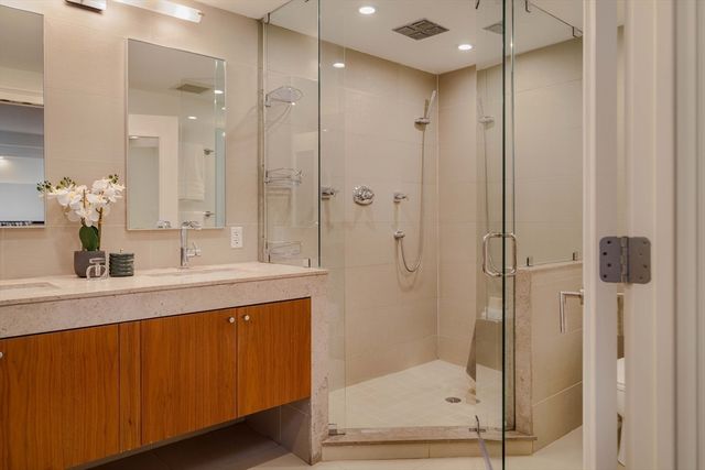 92 Waltham St 1A, Boston, MA 02118