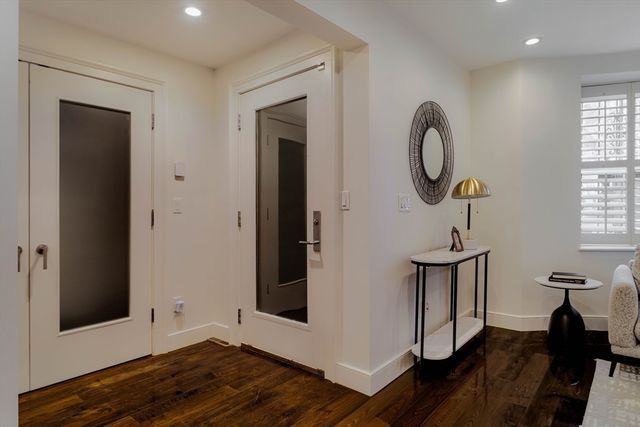 92 Waltham St 1A, Boston, MA 02118