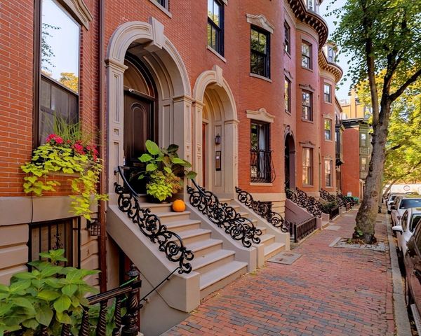 92 Waltham St 1A, Boston, MA 02118