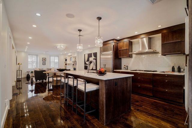 92 Waltham St 1A, Boston, MA 02118