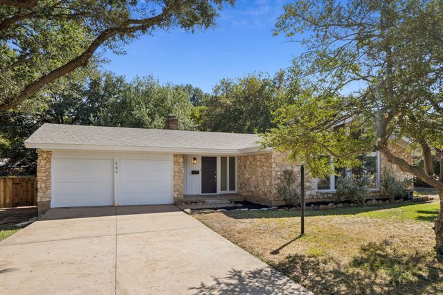 805 Raintree Road, Fort Worth, TX 76103