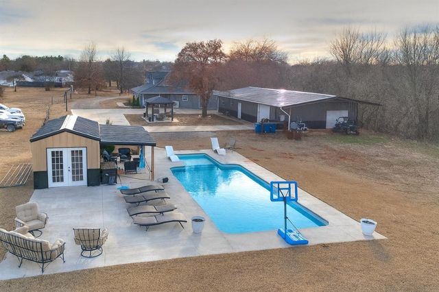 912 Bell Drive, Newcastle, OK 73065