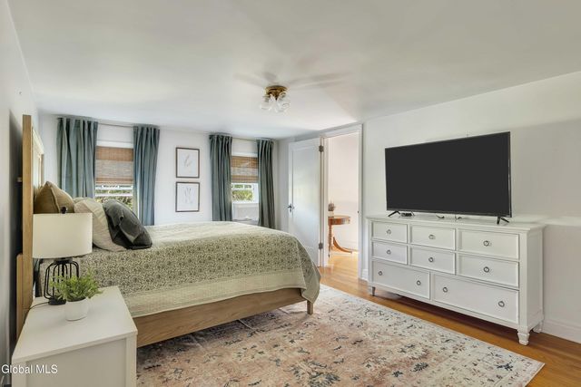 318 Ridge Road, Glenville, NY 12302