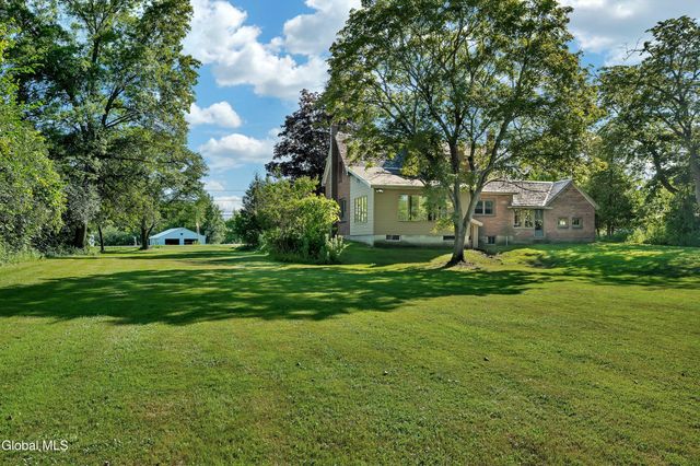 318 Ridge Road, Glenville, NY 12302