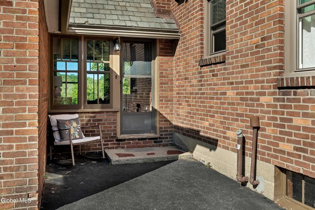 318 Ridge Road, Glenville, NY 12302