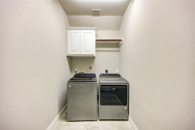 4207 Abigail Way, Sugar Land, TX 77479