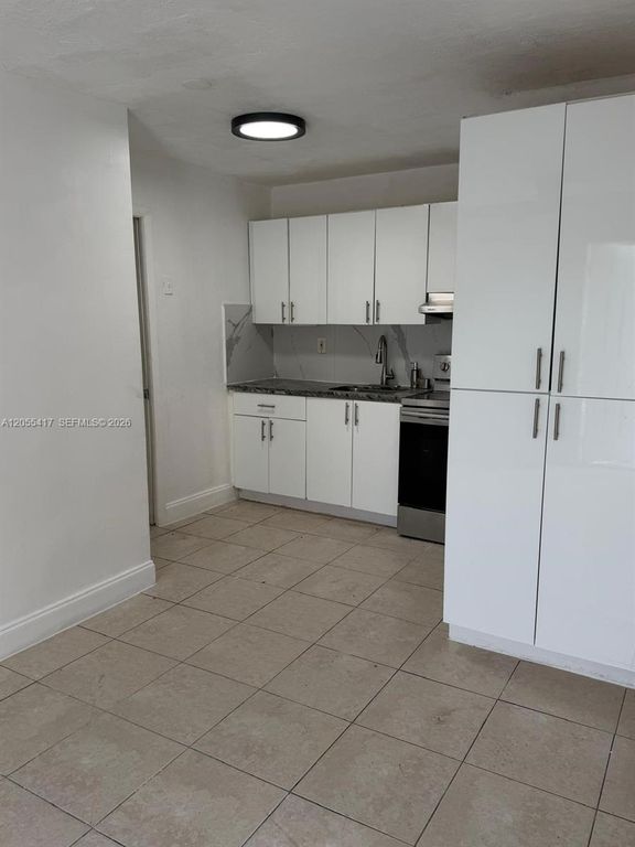2580 NE 182nd Terrace 2580, North Miami Beach, FL 33160